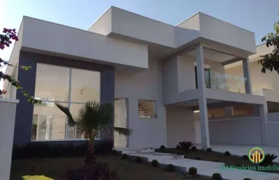 Casa nova, clean, 4 dormitorios, suítes com piscina em condomínio