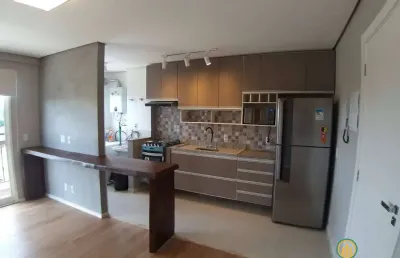 Charmoso apartamento na melhor localização da granja viana