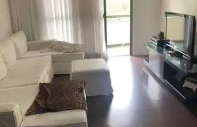 Apartamento 117m2 3 dormitórios, sendo 1 suíte com closet, sacada c vista