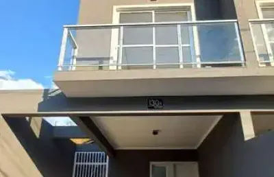 Casa nova, 3 dormitórios, (1 suíte) ótimo acabamento em condomínio