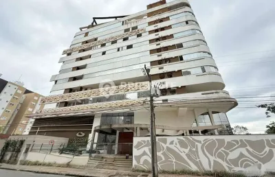 Apartamento com 3 quartos para alugar no América, Joinville 
