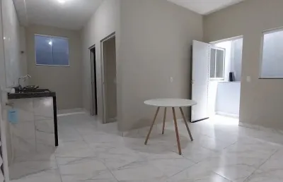 Apartamento semi mobiliado com 01 dormitório no bairro cordeiros em itajaí/sc