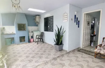 Casa com 2 quartos à venda na Rua Corais, 18, Shangri-lá, Pontal do Paraná