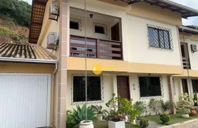 Casa com 3 dormitórios à venda, 160 m² por r$ 2.000.000,00 - ariribá - balneário camboriú/sc