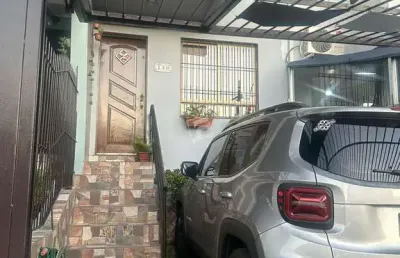 Casa com 2 quartos à venda na Rua Doutor Calixto Maximiliano Rasia, 130, Cidade Nova, Caxias do Sul