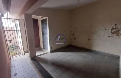 Casa com 2 quartos à venda na Rua Rio Branco, Centro, Bauru