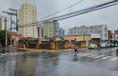 Terreno à venda na Rua Rio Branco, Centro, Bauru