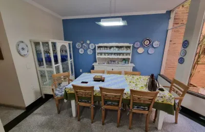 Casa com 3 quartos à venda na Rua Tupy, Vila Cardia, Bauru