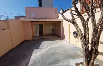 Casa com 2 quartos à venda na Rua Tupy, Vila Cardia, Bauru