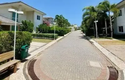 Casa 220m², em condomínio 4 suítes toda projetada, 3 vagas, prox: igreja de lourdes, bairro dunas