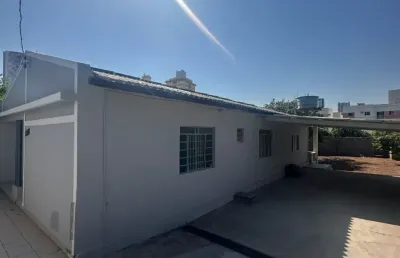 Casa bairro poção 3/4 ......................................