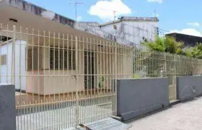Casa área comercial da cidade feira de santana bairro brasilia -