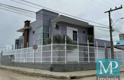Sobrado com 3 dormitórios à venda, 265 m² por r$ 2.680.000 - praia alegre - penha/sc