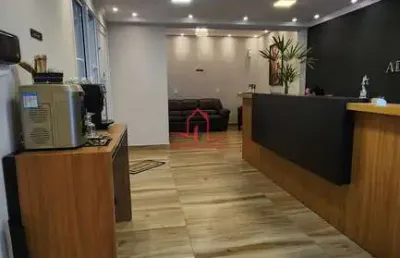 Sala comercial para alugar na Rua Duarte da Costa, Vila Rafael de Oliveira, Jundiaí