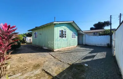 Terreno amplo com casa mista em excelente localizacao ideal para morar ou investir em navegantes sc
