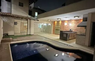 Sobrado alto padrão em condomínio fechado em frente ao parque das nações