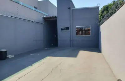 Casa ampla rica em armários planejados no bairro jardim presidente
