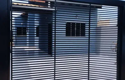 Casa nova com acabamento de alto padrão- próximo a ucdb