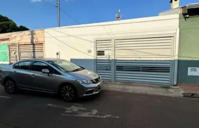 Casa com 2 quartos à venda na Imbituva, 100, Jardim Aero Rancho, Campo Grande