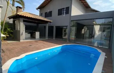 Casa com 3 quartos à venda na Rua Padre João Crippa, 353, Centro, Campo Grande