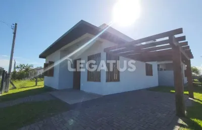 Casa com 2 quartos à venda na avenida interbalneários, 785, rainha do mar, xangri-lá por r$ 500.000