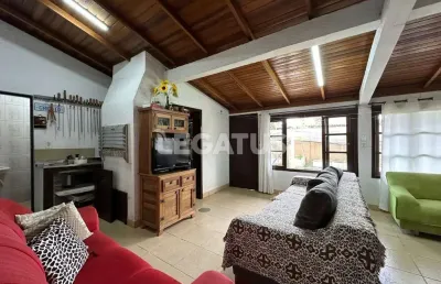 Casa com 4 quartos à venda na rio ibiratuipã, 32, centro, xangri-lá por r$ 1.090.000