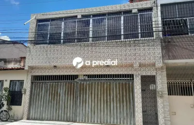 Casa com 4 quartos para alugar no Jóquei Clube, Fortaleza 