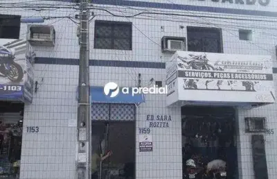 Sala com lavabo, quase esquina com avenida tristao goncalves.