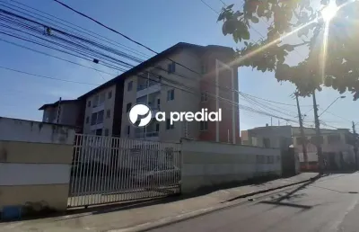 Lindo apartamento de 2 quartos com varanda e vaga de garagem