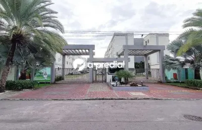Apartamento com 02 quartos a poucos minutos do center supermercado - messejana