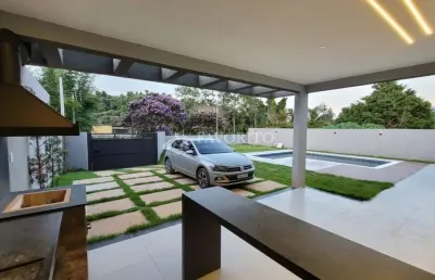Casa com 3 quartos à venda no Pinheirinho, Atibaia 