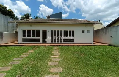 Casa com amplo quintal à venda na vila giglio em atibaia/sp