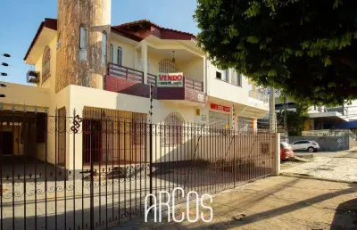 Casa com 3 quartos na avenida barão de maruim, centro