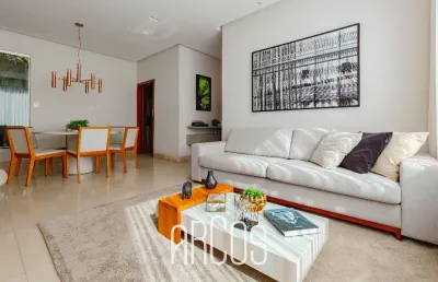 Casa com 3 suítes, espaço gourmet e hidromassagem, à venda, no aeroporto