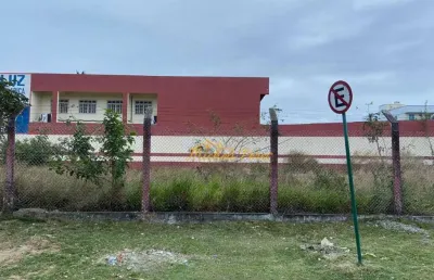 Excelente terreno para locação em frente para rodovia principal  no bairro jardim mariléa, localizado na cidade de rio das ostras / rj.