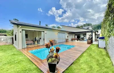 Casa com 3 quartos à venda na rua rio bonito, 300, granja viana, cotia, 277 m2 por r$ 1.890.000