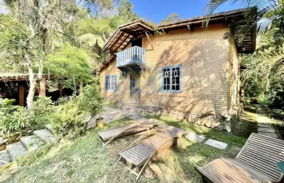 Casa em condomínio fechado com 3 quartos para alugar na rua do pedregal, granja viana, embu das artes, 440 m2 por r$ 12.000