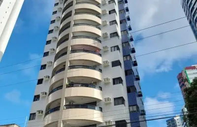 Apartamento com aproximadamente 100m², 3 qtos, 2 sts, 2 vgs!