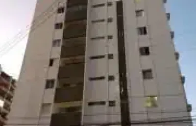 Lindo apartamento reformado, 65m², 2 quartos sendo 1 suíte!