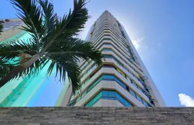 Apartamento com 165m2, 4 quartos sendo 2 suítes, 3 vagas!
