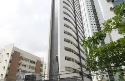 Apartamento mobiliado,  com 135m2, 3 quartos sendo 1 suíte, 2 vagas!