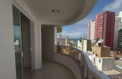 Apartamento á venda com vista mar em balneário camboriú