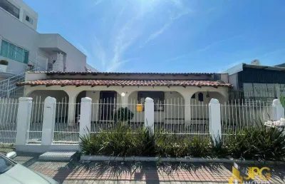 Casa com 200 metros quadrados no centro de balneário camboriú