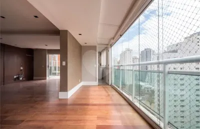 Cobertura com 4 quartos à venda na Avenida Macuco, Moema, São Paulo