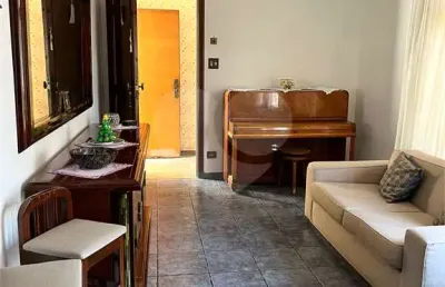 Casa com 3 quartos à venda na Rua Juvenal Galeno, Saúde, São Paulo