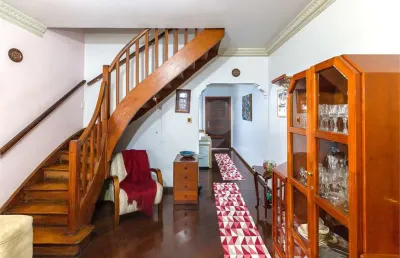 Casa com 5 quartos à venda na Rua Cajaíba, Pompéia, São Paulo