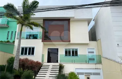 Casa em condomínio fechado com 5 quartos à venda na Itapevi, Horto Florestal, São Paulo