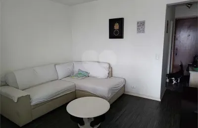 Apartamento com 3 quartos à venda na Rua Faustolo, Lapa, São Paulo