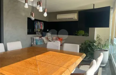 Apartamento com 3 quartos à venda na Avenida Lacerda Franco, Aclimação, São Paulo