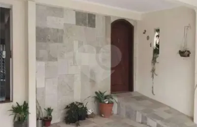 Sobrado com 2 quartos à venda ou para locação em parque continental - sp